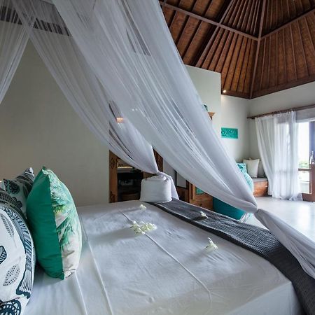 Bersantai Villas Lembongan Island Exterior photo