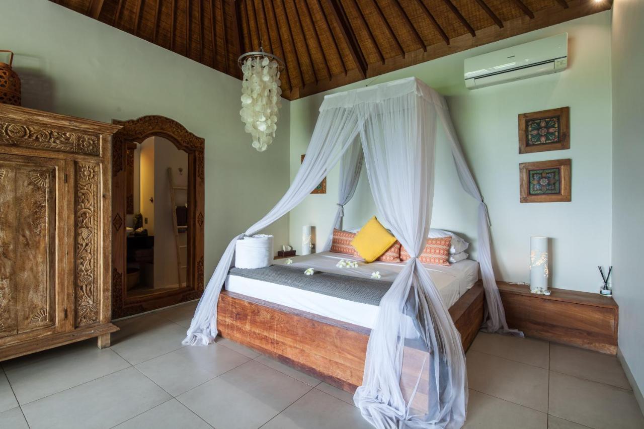 Bersantai Villas Lembongan Island Exterior photo